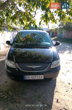 Минивэн Chrysler Grand Voyager 2002 в Нетешине