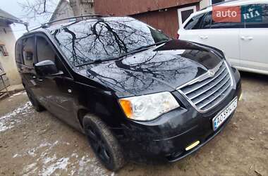 Мінівен Chrysler Grand Voyager 2008 в Ужгороді