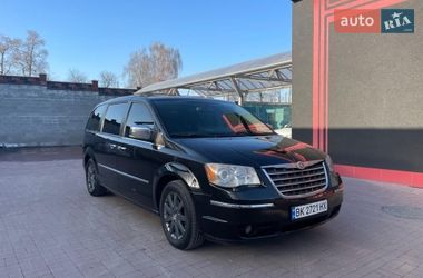 Мінівен Chrysler Grand Voyager 2008 в Рівному
