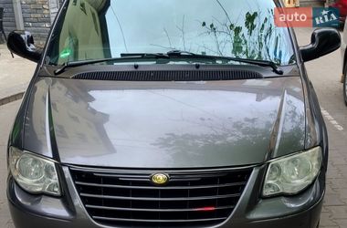 Минивэн Chrysler Grand Voyager 2005 в Луцке