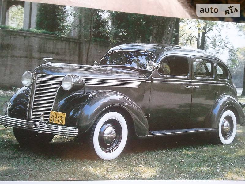 Chrysler Intrepid 1940 року