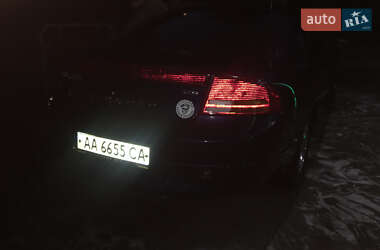Седан Chrysler Intrepid 2004 в 