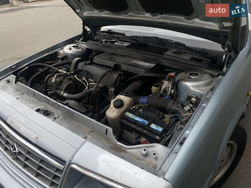 Лифтбек Chrysler LE Baron 1991 в Киеве