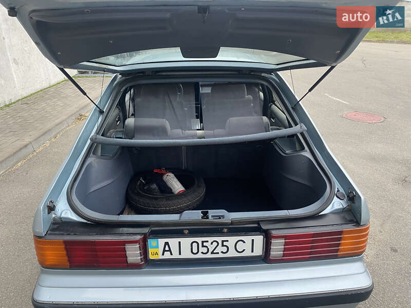 Лифтбек Chrysler LE Baron 1991 в Киеве