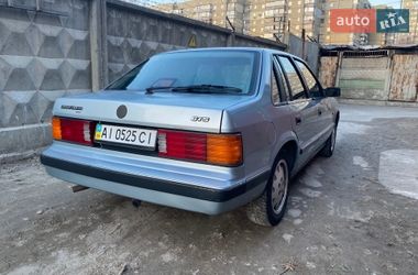 Лифтбек Chrysler LE Baron 1991 в Киеве
