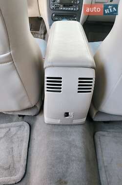 Седан Chrysler LHS 2001 в 