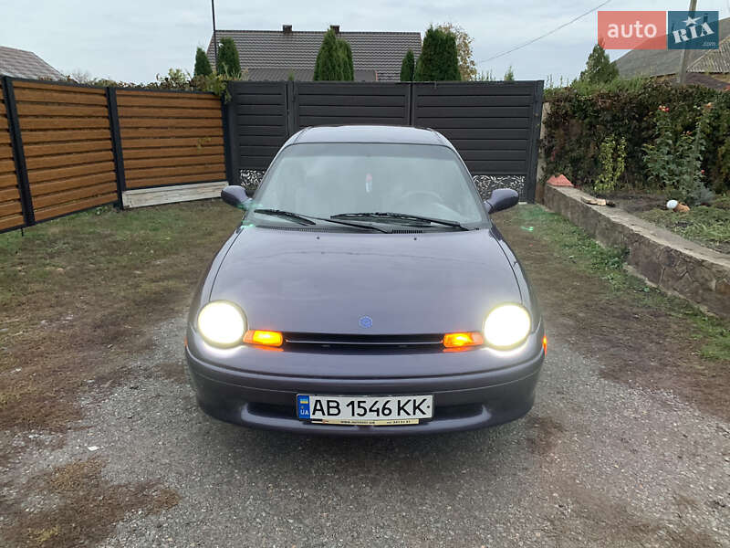 Седан Chrysler Neon 1995 в Виннице