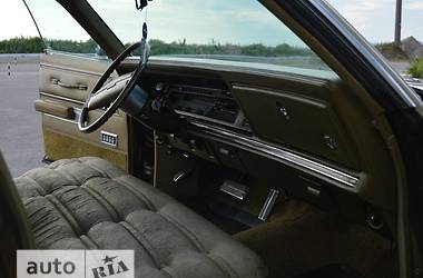 Седан Chrysler New Yorker 1971 в 