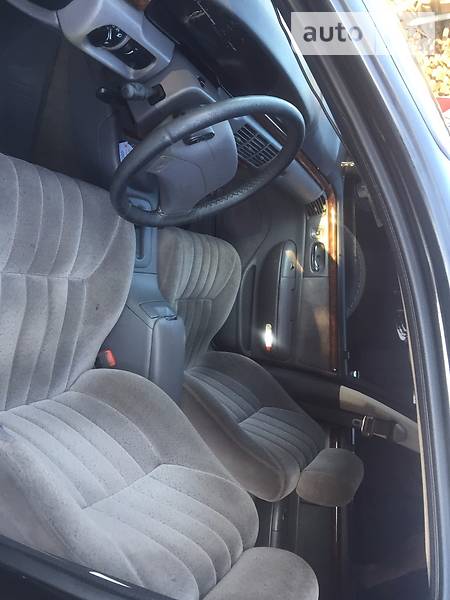 Седан Chrysler New Yorker 1994 в Одессе фото 30 Седан Chrysler New Yorker 1994 в Одессе