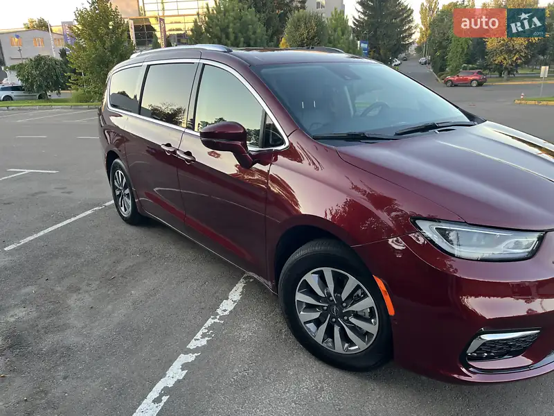 Chrysler Pacifica 2021