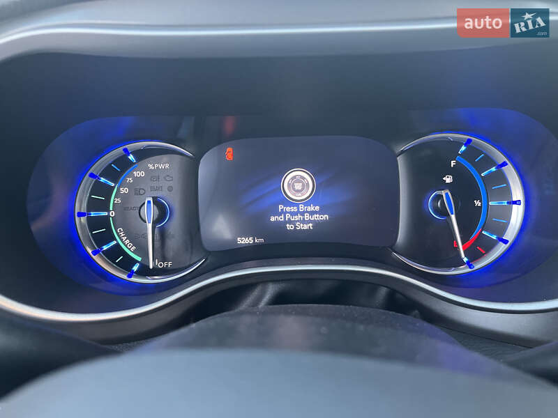 Минивэн Chrysler Pacifica 2021 в Вишневом фото 24 Минивэн Chrysler Pacifica 2021 в Вишневом