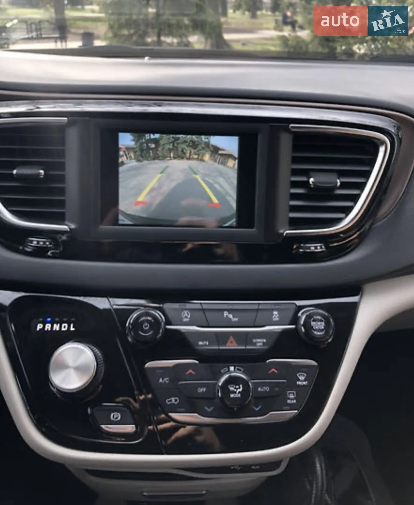 2018 Chrysler Pacifica - мініатюра 8