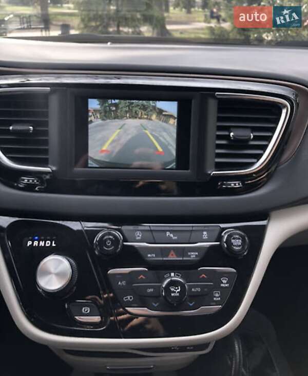 Седан Chrysler Pacifica 2018 в Полтаві фото 8 Седан Chrysler Pacifica 2018 в Полтаві