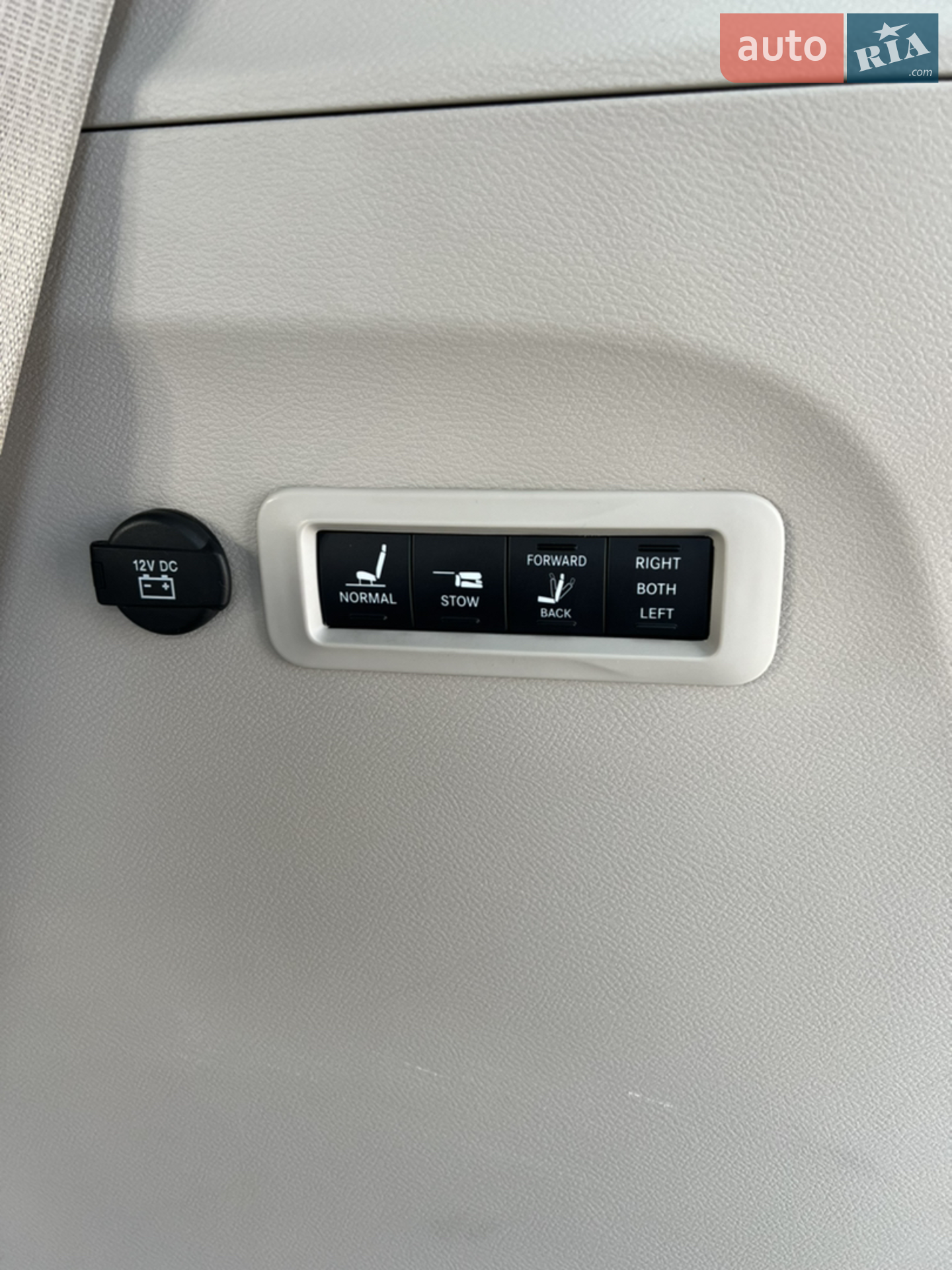 2021 Chrysler Pacifica - мініатюра 13
