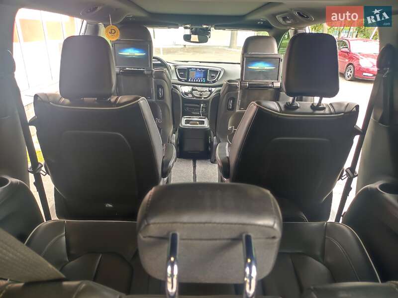 Минивэн Chrysler Pacifica 2019 в Днепре