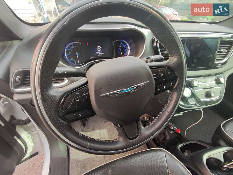 Минивэн Chrysler Pacifica 2019 в Днепре