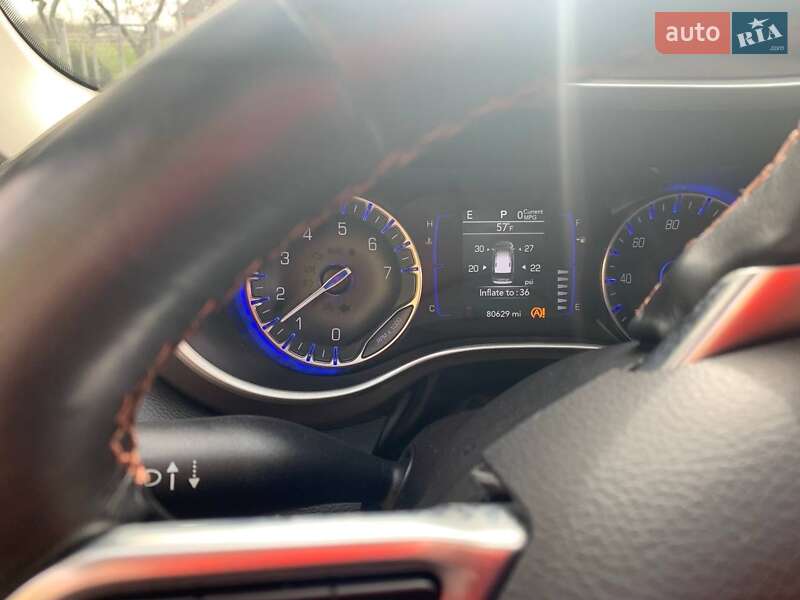 Минивэн Chrysler Pacifica 2019 в Трускавце
