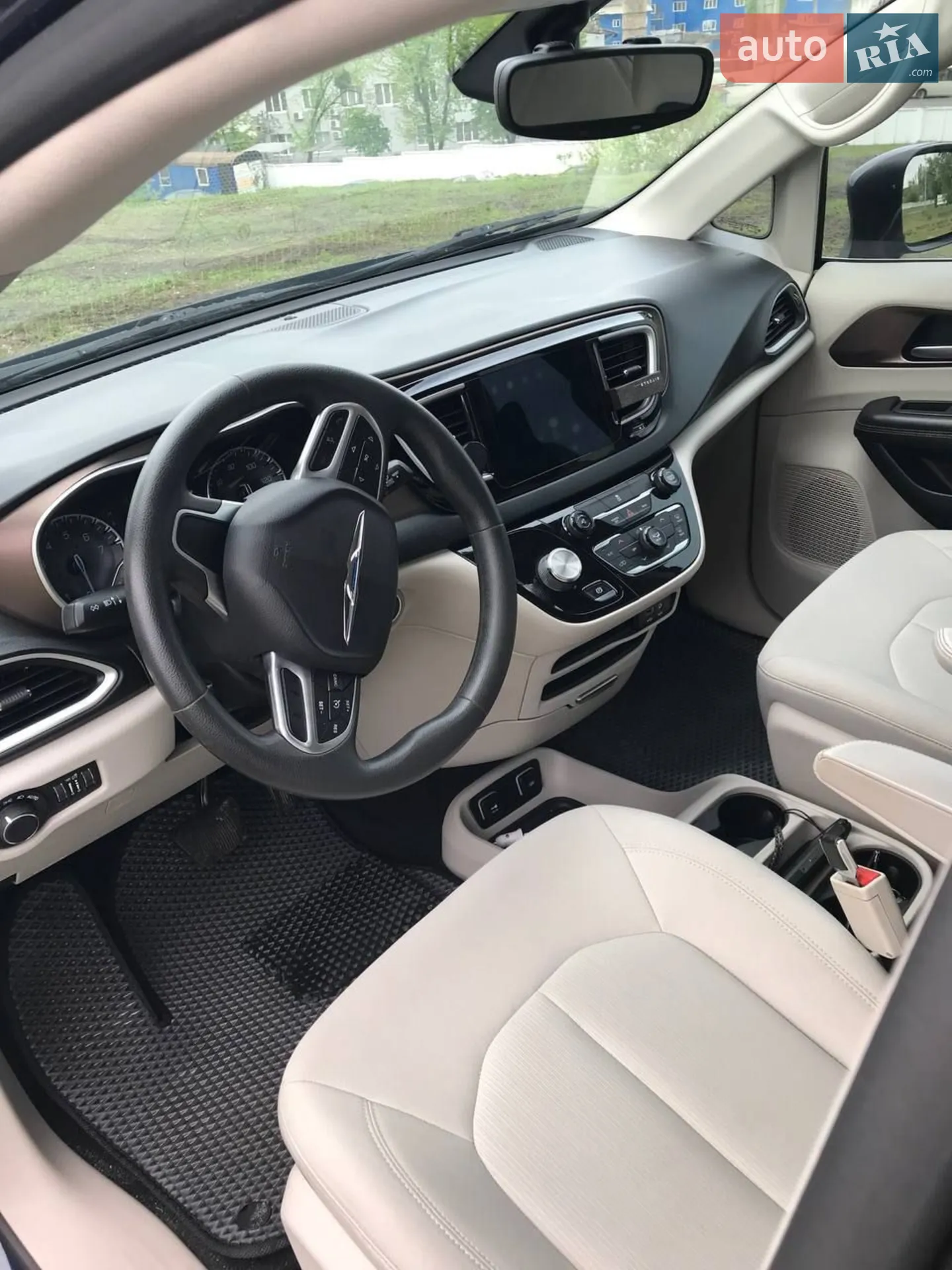 2016 Chrysler Pacifica - мініатюра 9