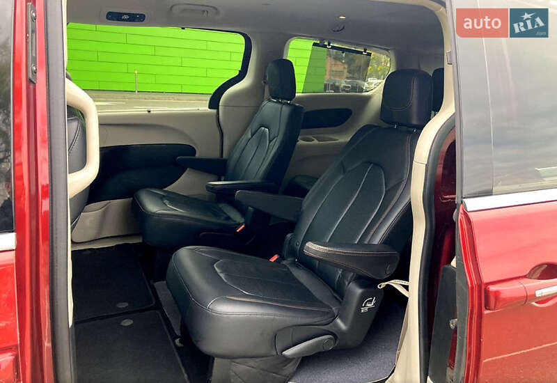 Минивэн Chrysler Pacifica 2018 в Львове фото 9 Минивэн Chrysler Pacifica 2018 в Львове