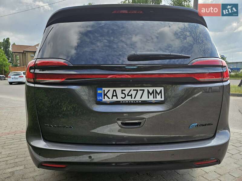 Минивэн Chrysler Pacifica 2021 в Киеве фото 9 Минивэн Chrysler Pacifica 2021 в Киеве