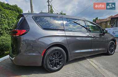 Мінівен Chrysler Pacifica 2021 в Києві