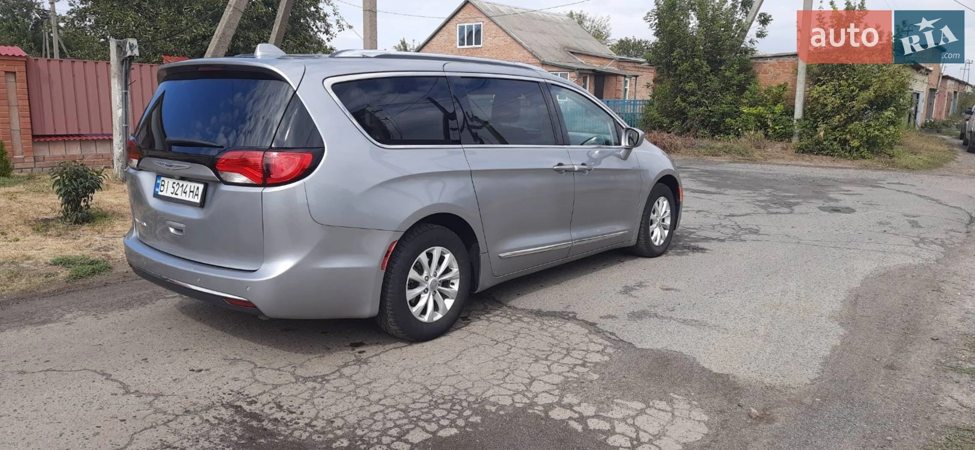 2019 Chrysler Pacifica - мініатюра 3