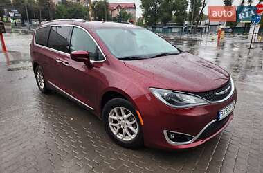 Минивэн Chrysler Pacifica 2020 в Хмельницком