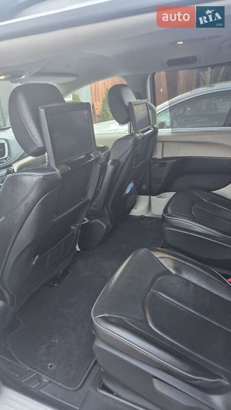 Минивэн Chrysler Pacifica 2020 в Одессе фото 35 Минивэн Chrysler Pacifica 2020 в Одессе