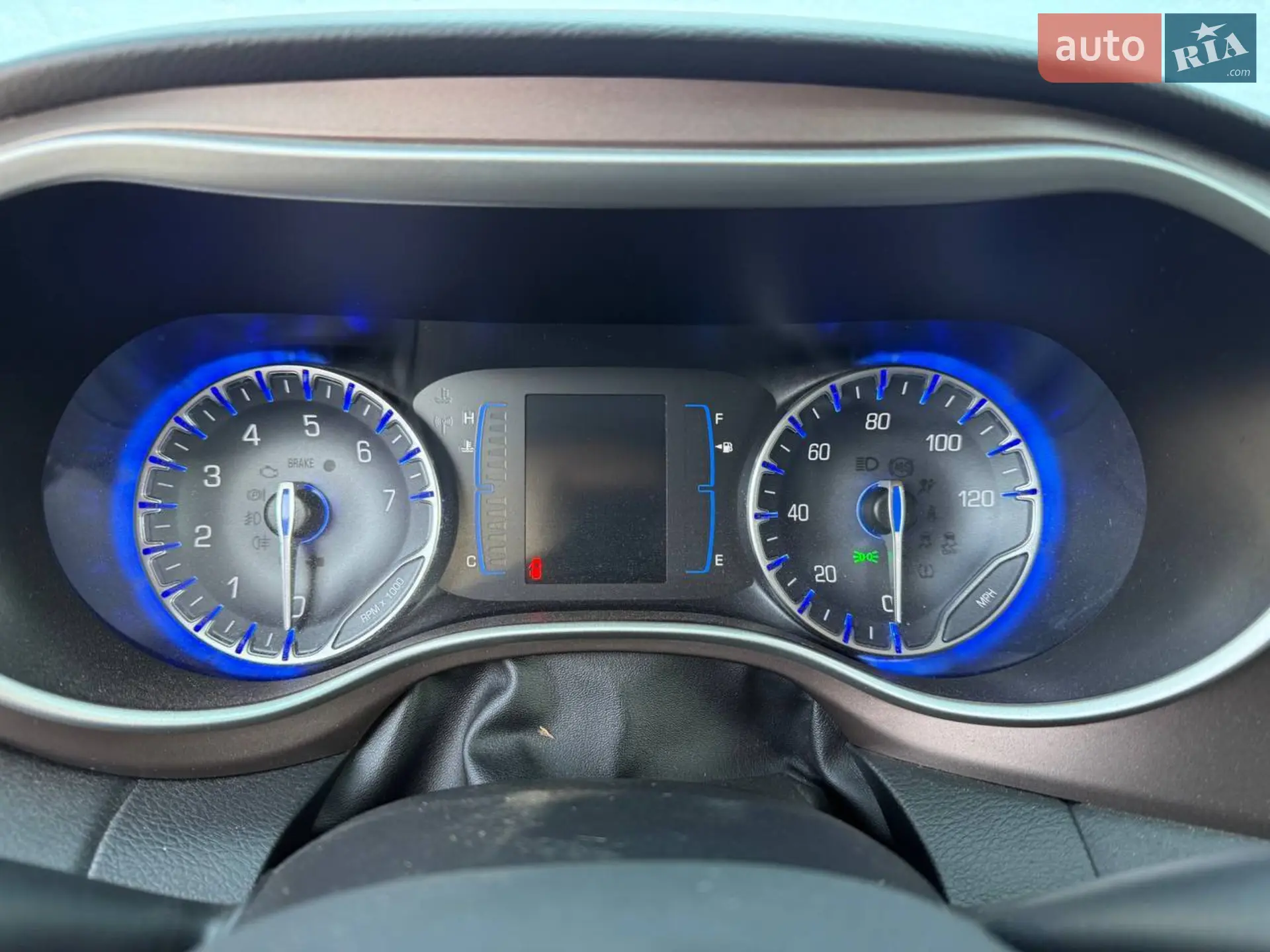 2017 Chrysler Pacifica - мініатюра 10
