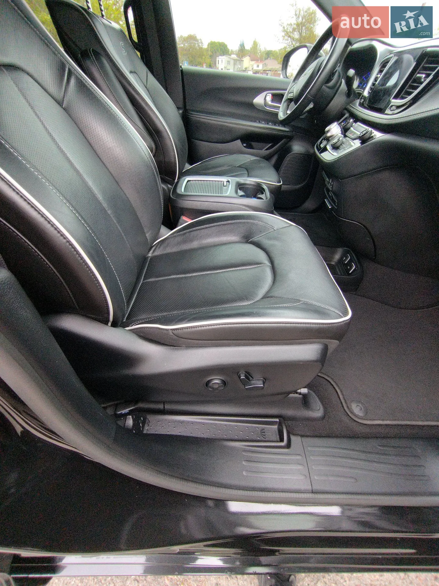 2020 Chrysler Pacifica - мініатюра 20
