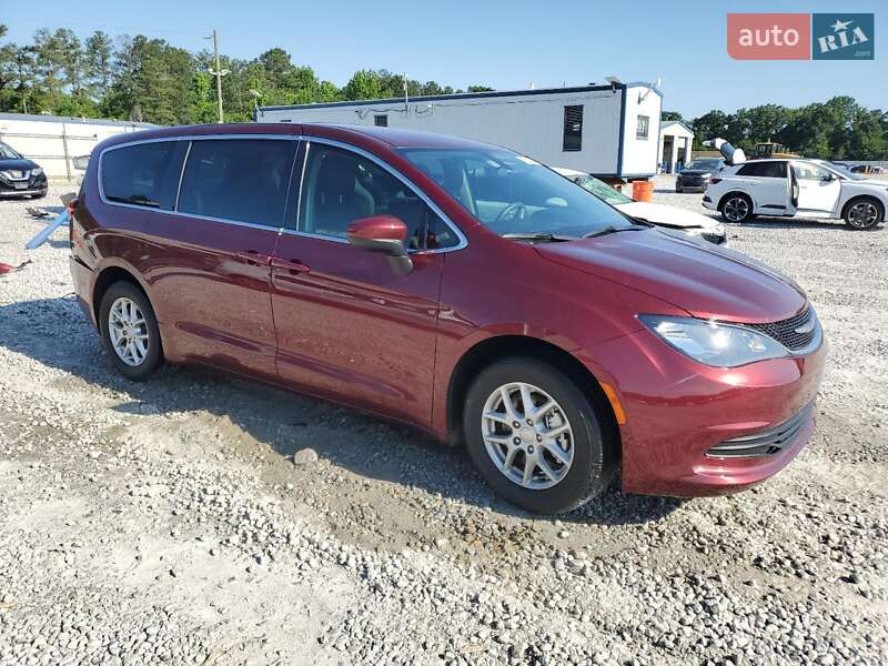Минивэн Chrysler Pacifica 2018 в Львове