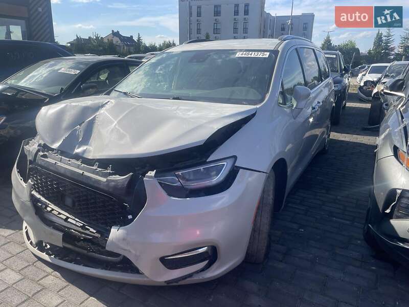Chrysler Pacifica 2021