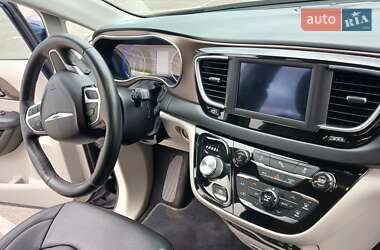Мінівен Chrysler Pacifica 2018 в Рівному