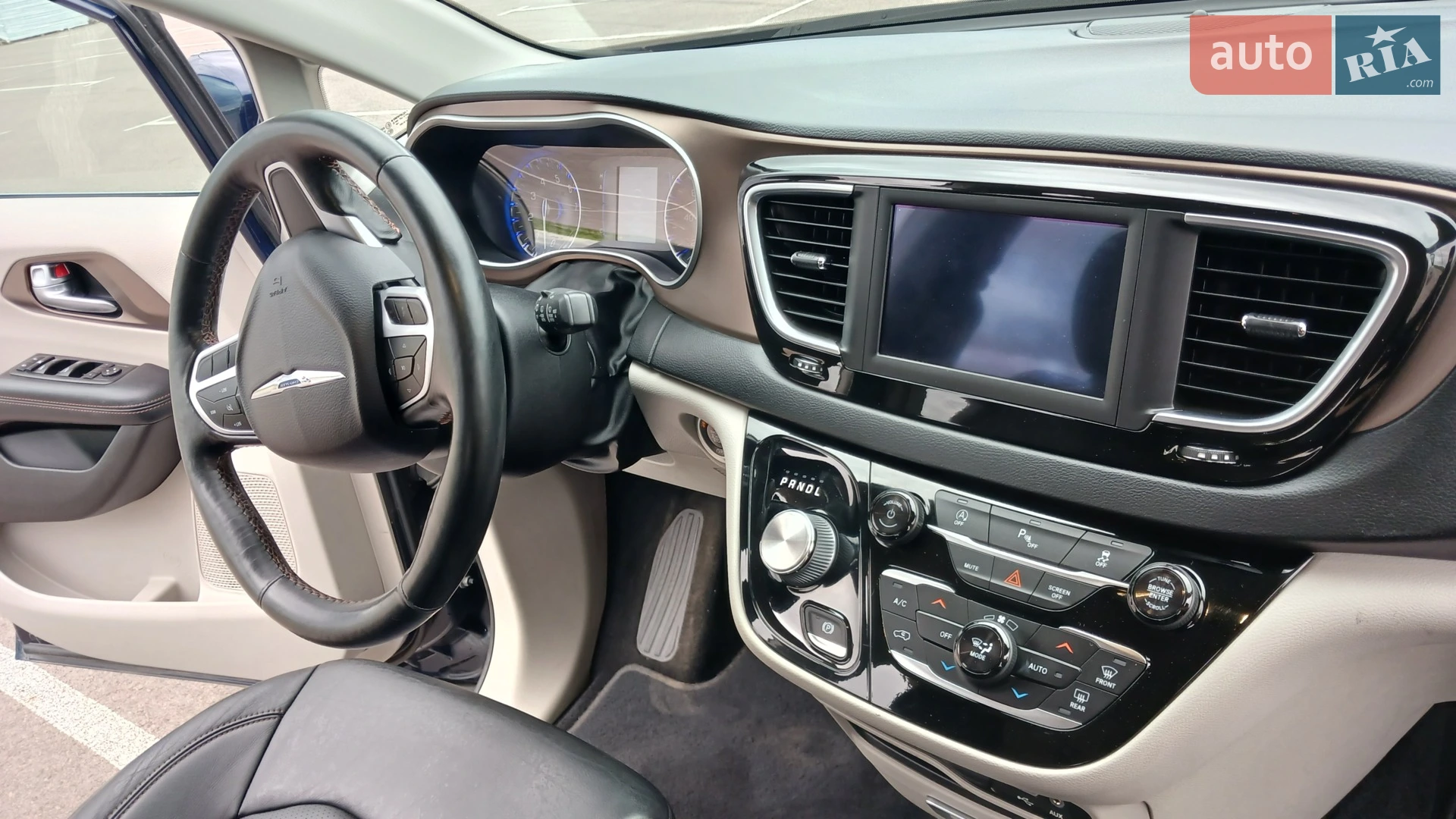 2018 Chrysler Pacifica - мініатюра 25