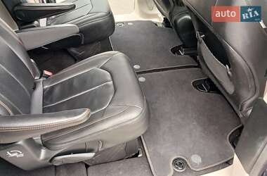 Мінівен Chrysler Pacifica 2018 в Рівному