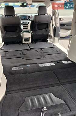 Мінівен Chrysler Pacifica 2018 в Рівному