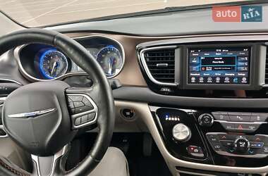 Мінівен Chrysler Pacifica 2018 в Рівному
