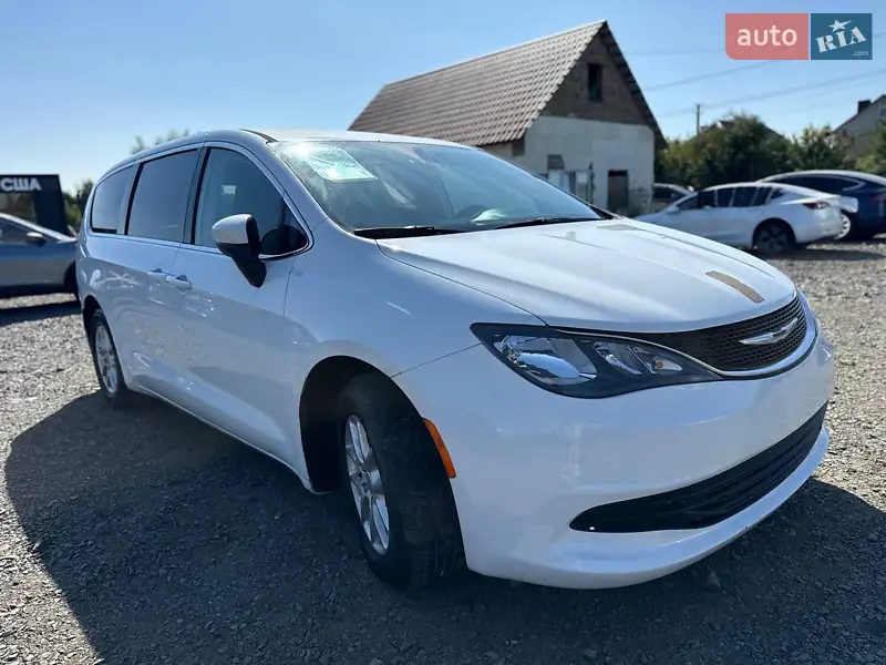 Chrysler Pacifica 2017