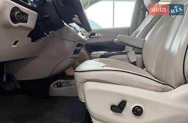 Минивэн Chrysler Pacifica 2017 в 