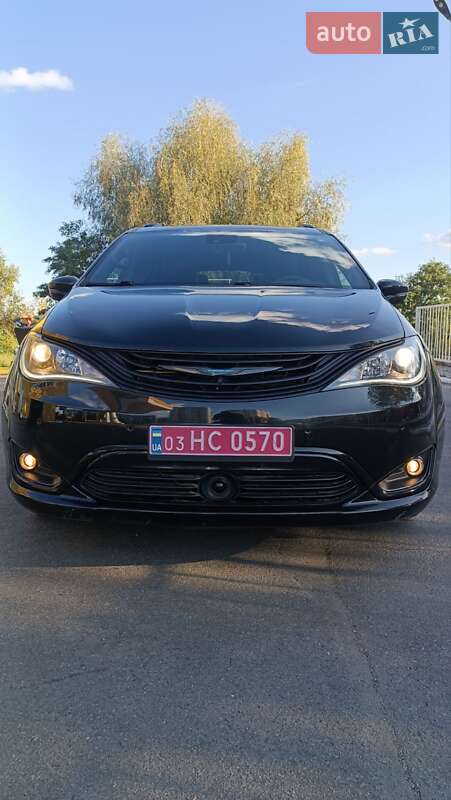 Минивэн Chrysler Pacifica 2019 в Полтаве