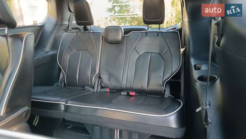 Минивэн Chrysler Pacifica 2019 в Полтаве