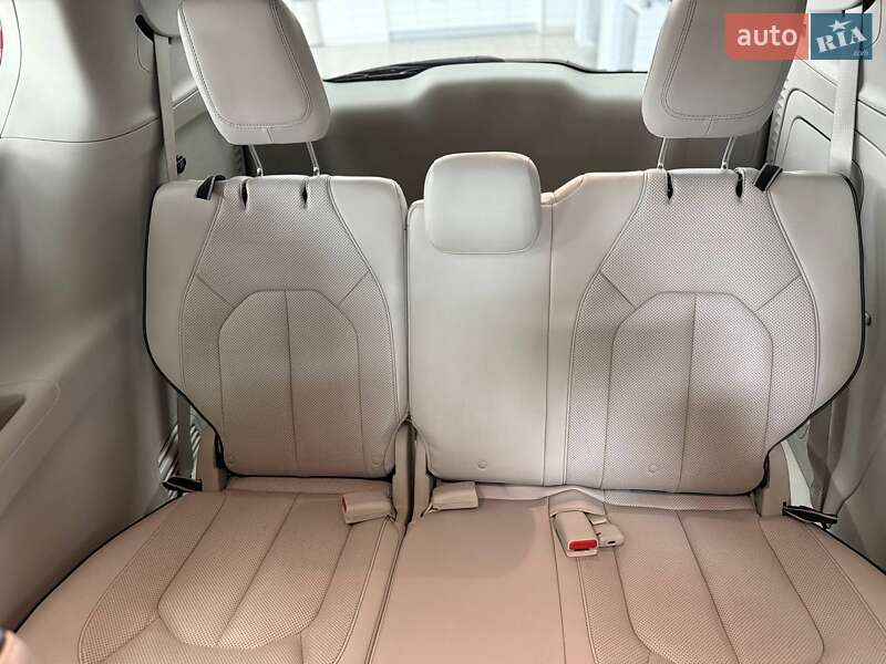 Минивэн Chrysler Pacifica 2017 в Киеве