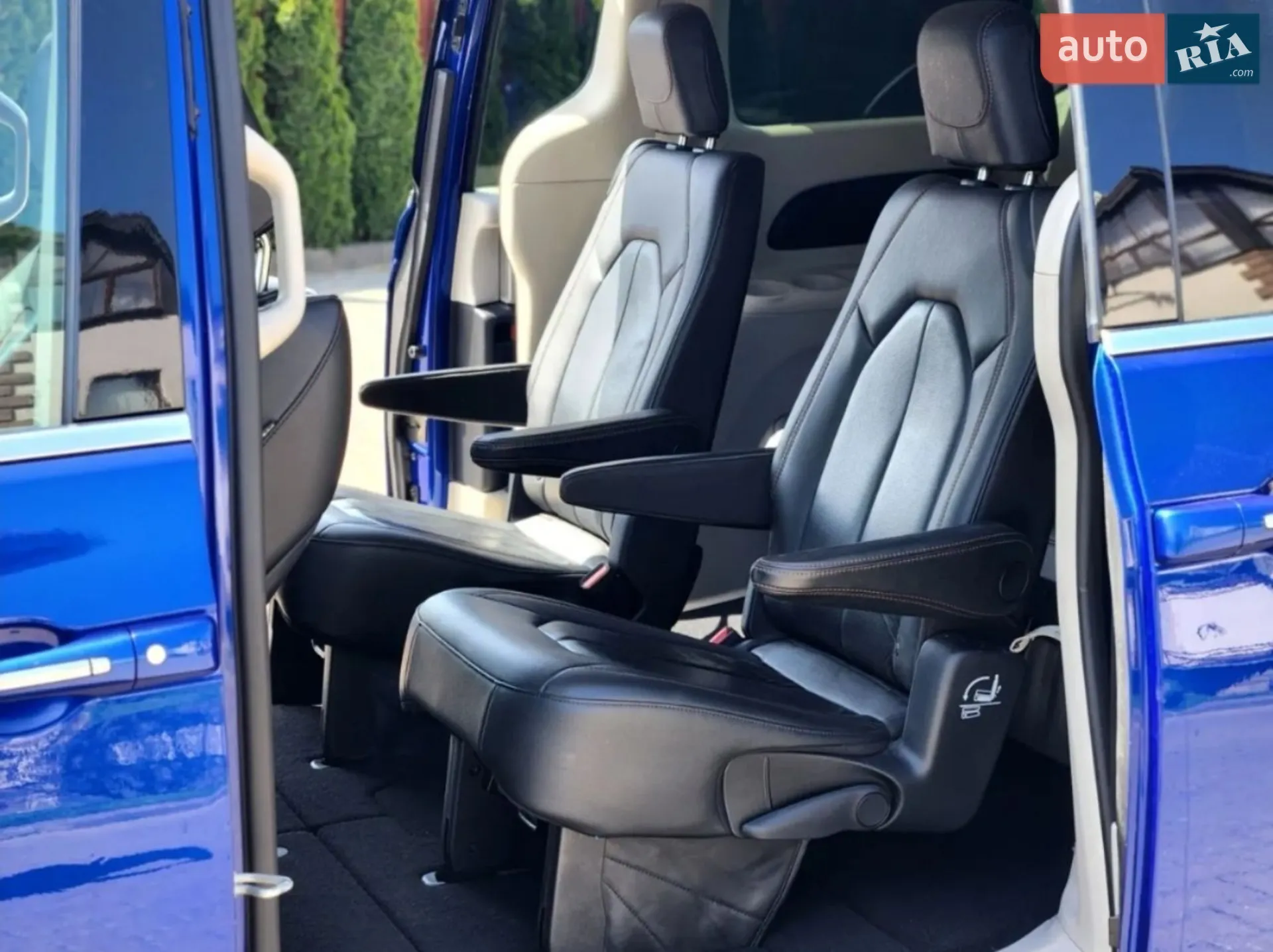 2020 Chrysler Pacifica - мініатюра 11