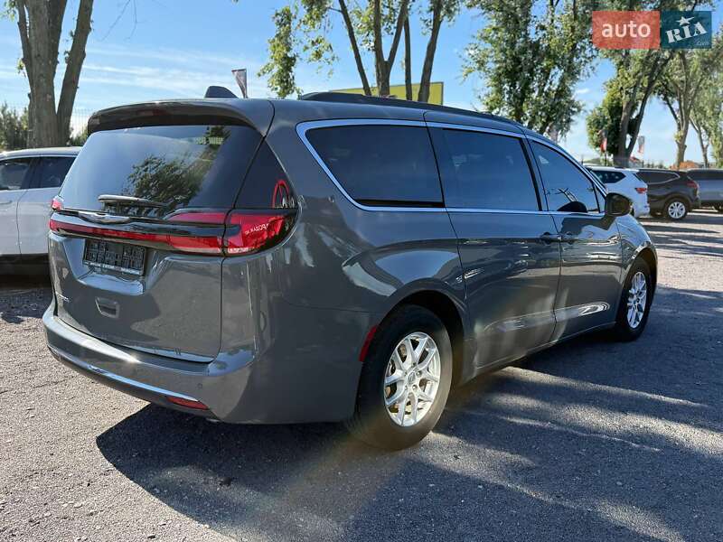 Мінівен Chrysler Pacifica 2022 в Львові