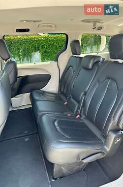 Универсал Chrysler Pacifica 2018 в 