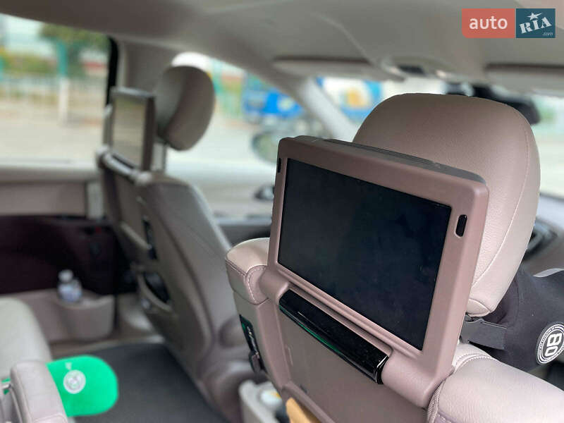 Минивэн Chrysler Pacifica 2017 в Киеве