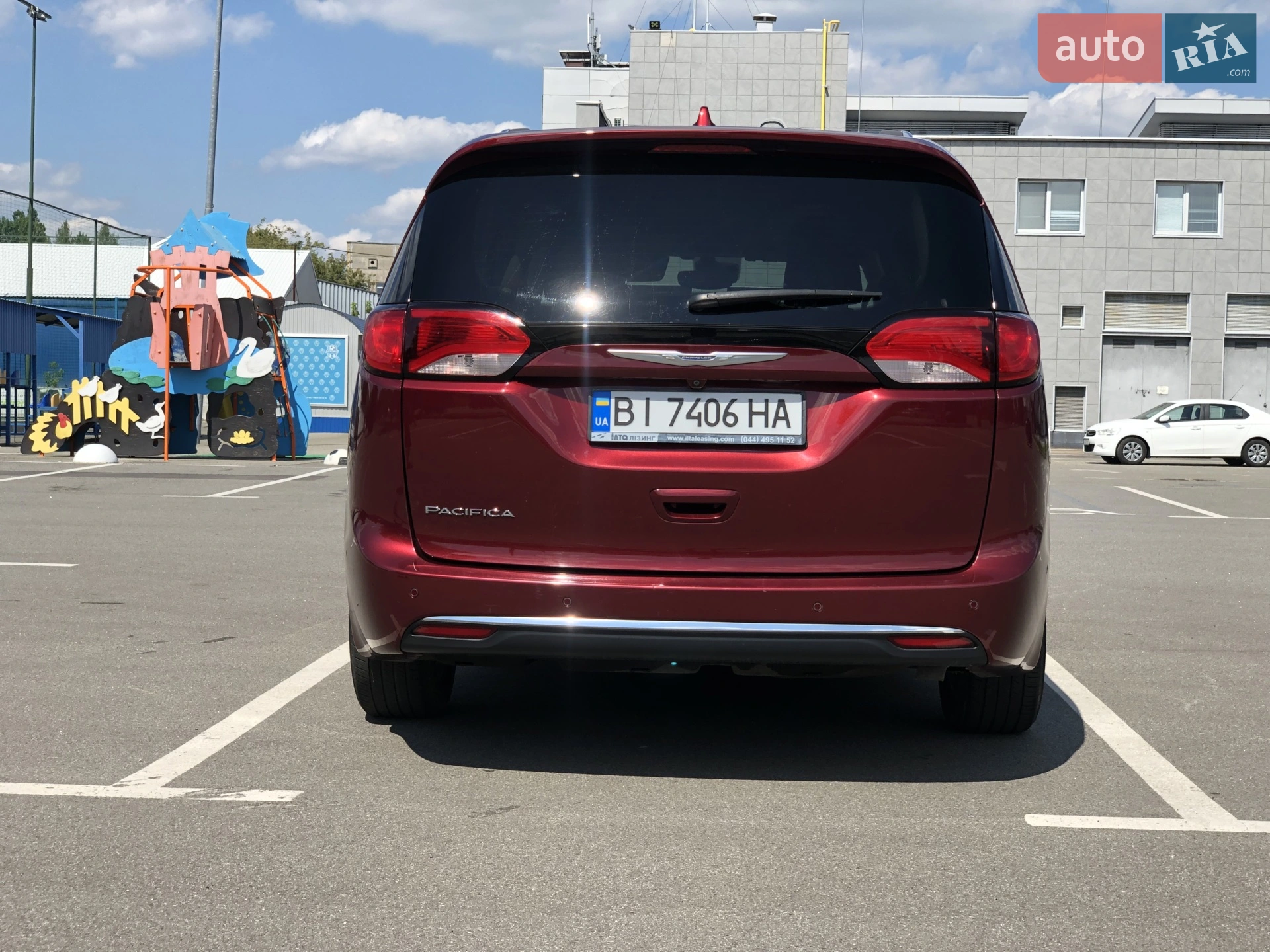 2017 Chrysler Pacifica - мініатюра 4