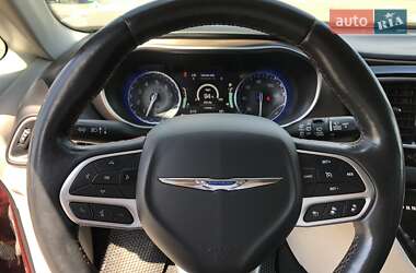 Универсал Chrysler Pacifica 2017 в 