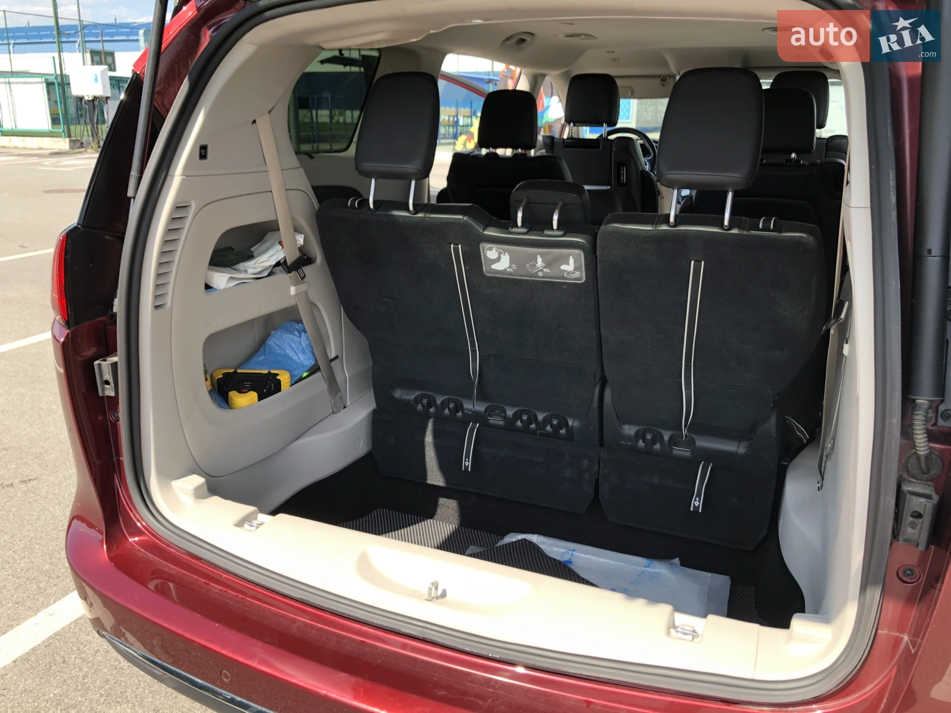 2017 Chrysler Pacifica - мініатюра 16