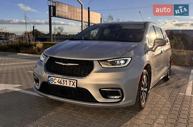 Минивэн Chrysler Pacifica 2022 в Львове